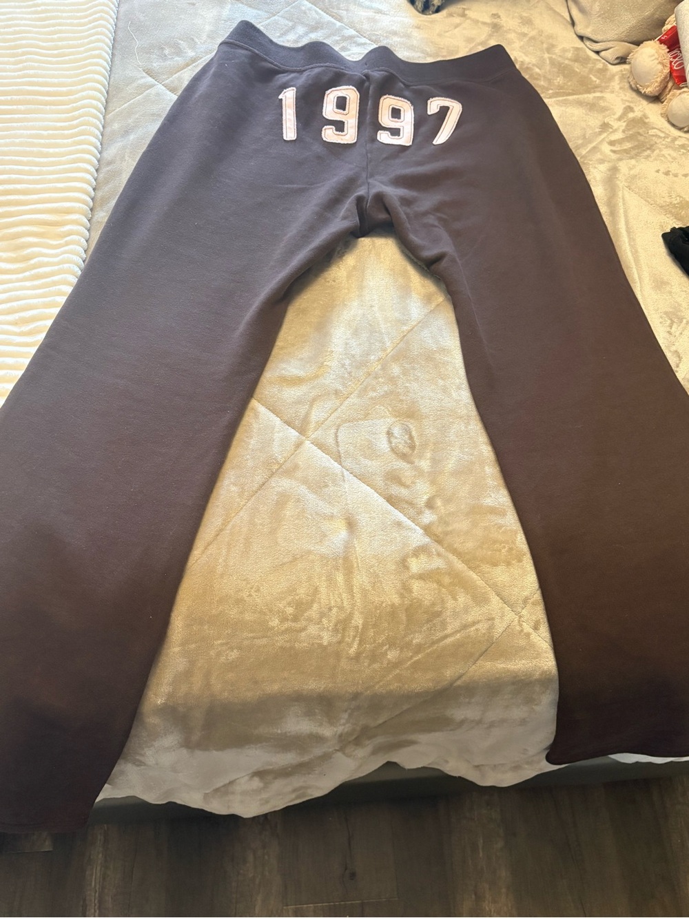 Hollister Brown 1997 logo bootcut pants 🤎